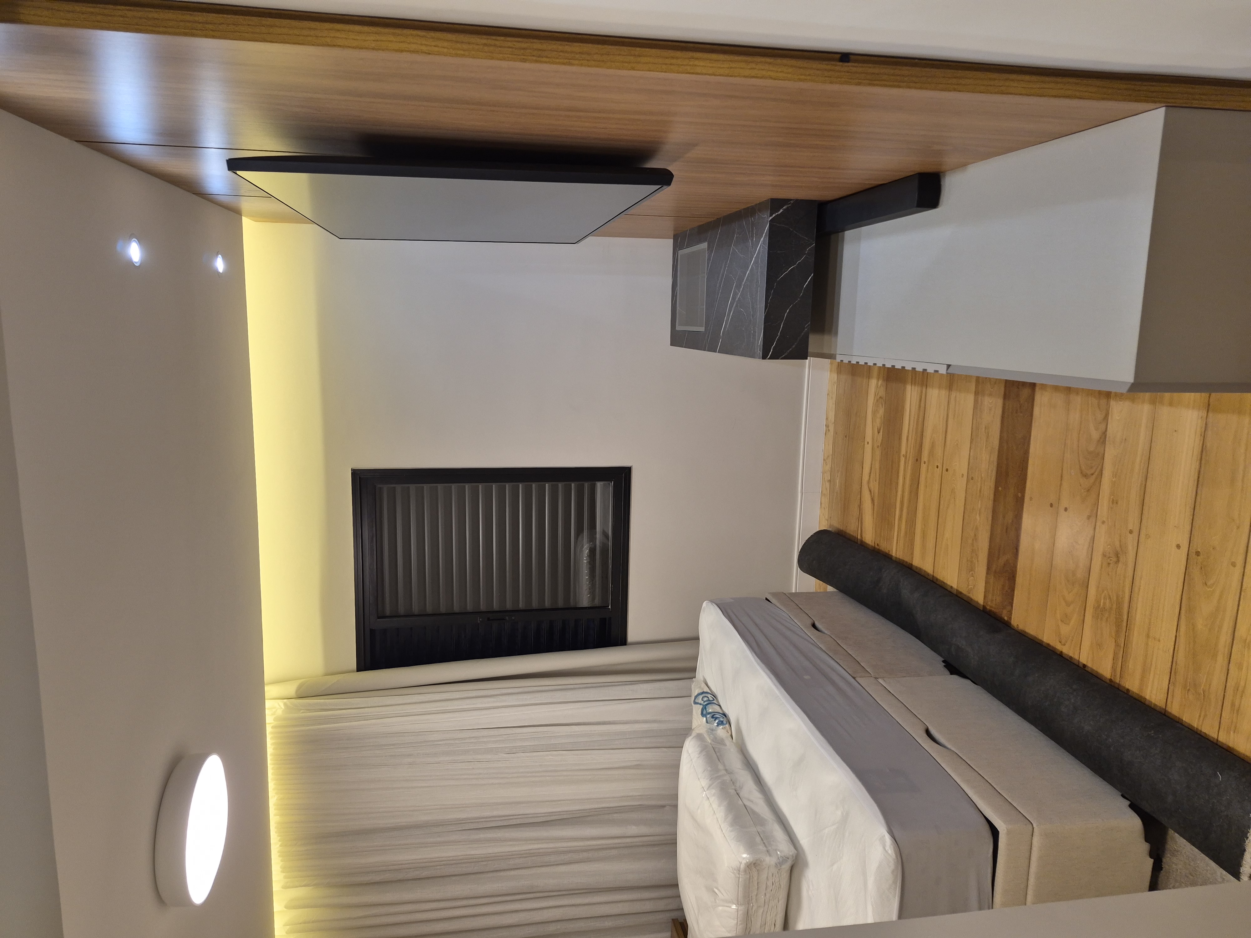 Ambiente residencial na Vila Leopoldina com pintura em andamento